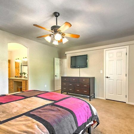 Beautiful Kanab Home With Yard - Walk To Restaurants Екстериор снимка