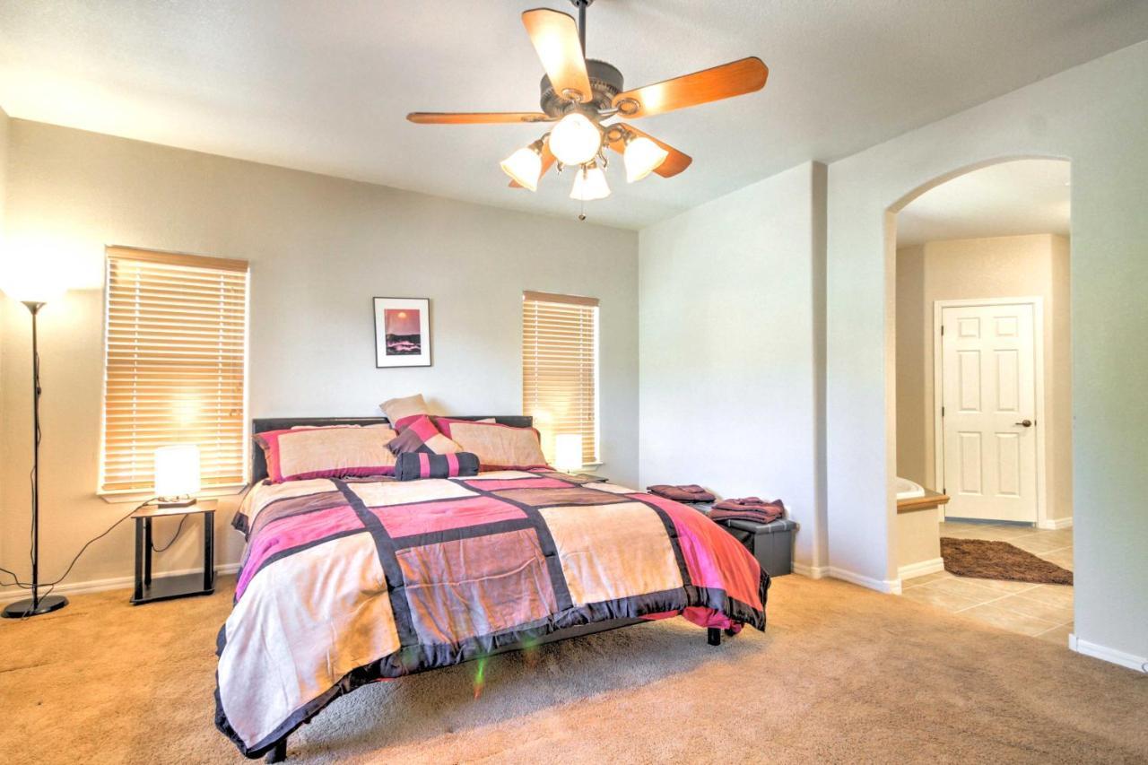 Beautiful Kanab Home With Yard - Walk To Restaurants Екстериор снимка