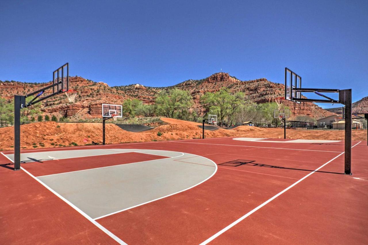 Beautiful Kanab Home With Yard - Walk To Restaurants Екстериор снимка